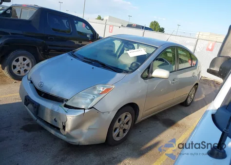 2005 Toyota Prius из США, поврежденный, VIN JTDKB20U457005220